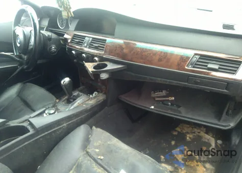 2007 BMW 530Xi z USA, uszkodzony, nr VIN WBANF735X7CY17728